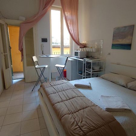 Monolocale Sui Navigli 400 Mt Mm2 Porta Genova - Ticinese Apartman Milánó Kültér fotó